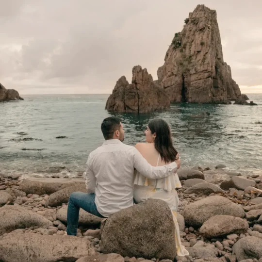 https://rafaelyfernanda.com/wp-content/uploads/2023/10/edited_values_webp_1-38-scaled-e1699720752349-540x540.webp